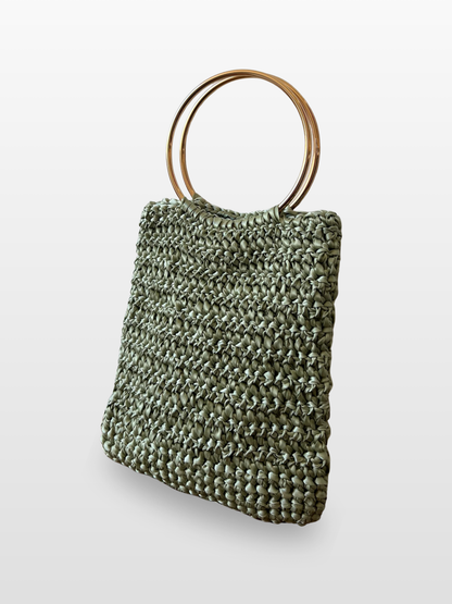 Bolso Pilar en Raso con Asa Dorada