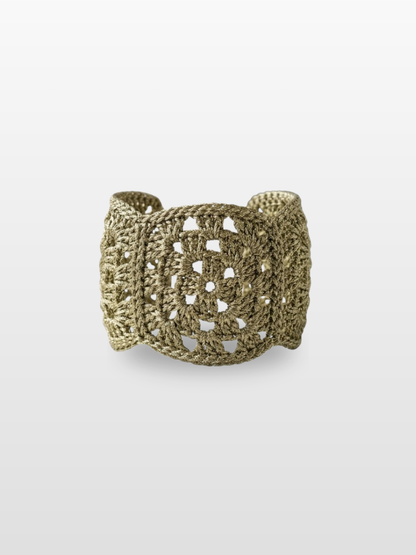 Brazalete de Crochet Hecho a Mano