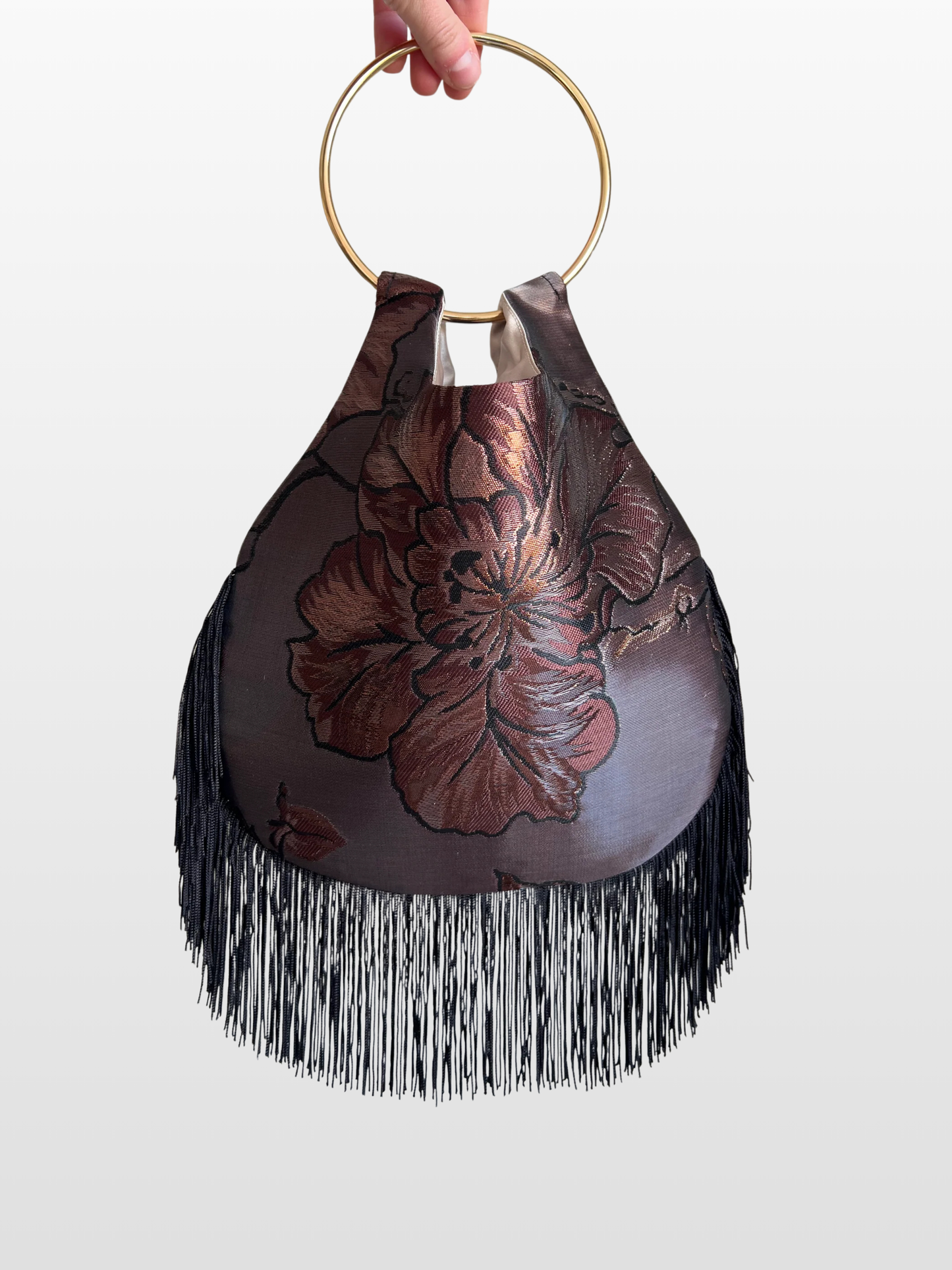 Bolso Rocío flecos con Asa Dorada