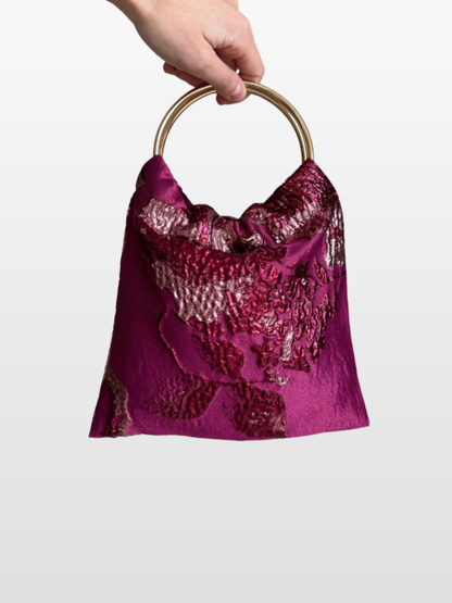 Bolso Pilar de Tela con Asa Dorada
