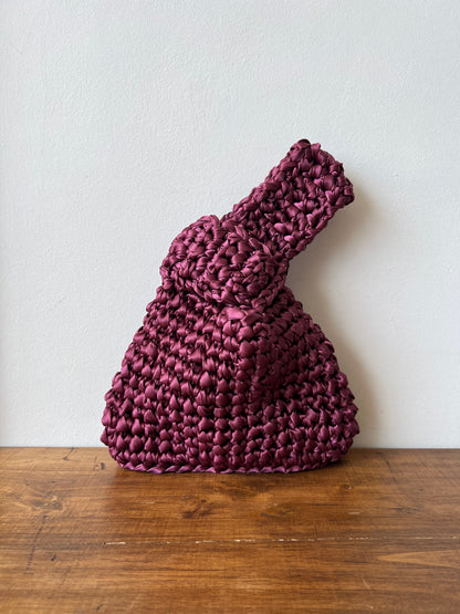 Bolso Akita de Crochet en Raso para Boda