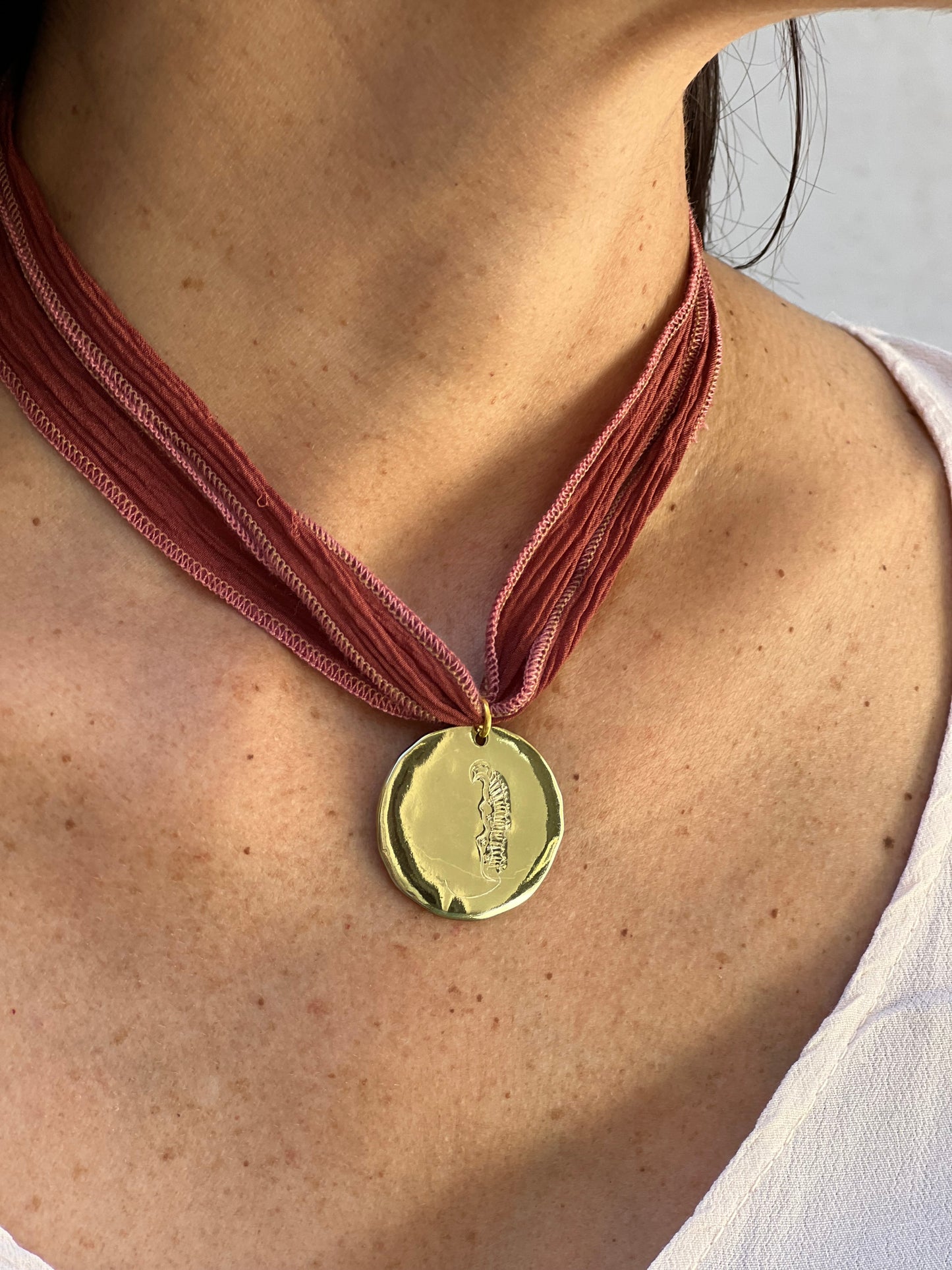 Medalla Madre Nuestra