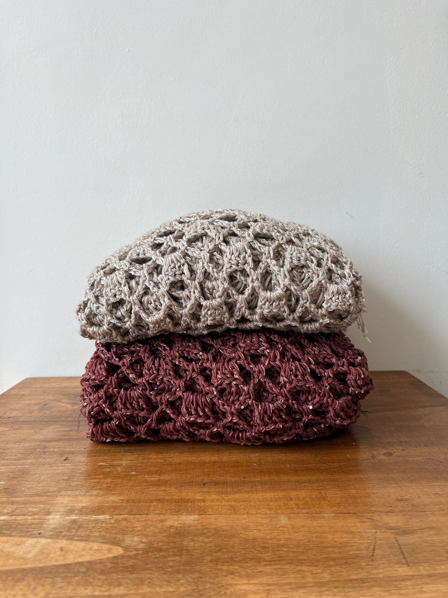 Chal lentejuela Madremia 100% Merino