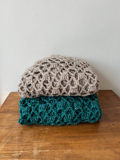 Chal lentejuela Madremia 100% Merino